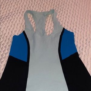Lululemon workout tank